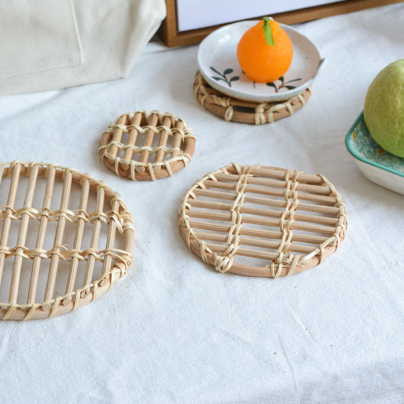 White Rattan Woven Storage Snacks Coffee Table Insulation Cups And Pot Mats