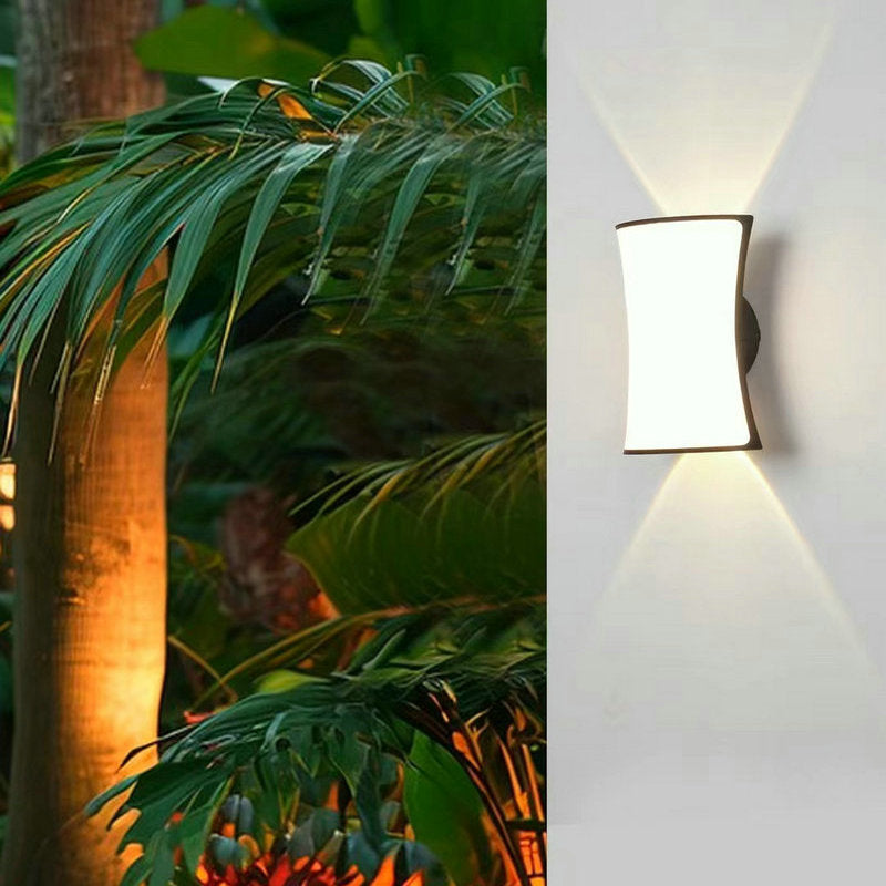 Outdoor Courtyard Wall Lamp – Warm Yellow IP65 Garden Light