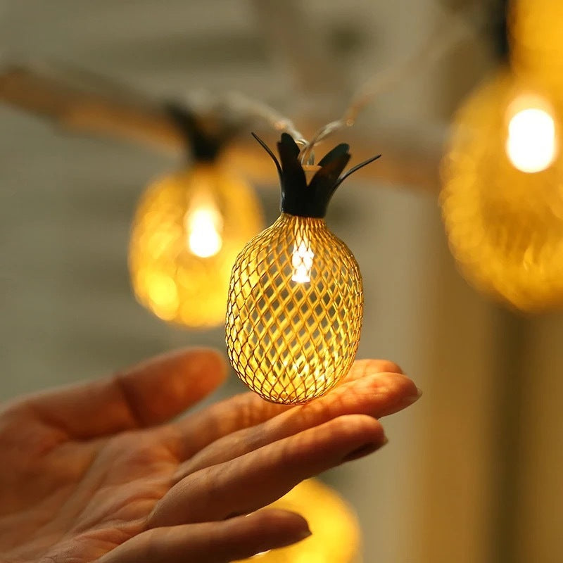 Modern Iron Pineapple LED Light String – Warm White, Battery Operated