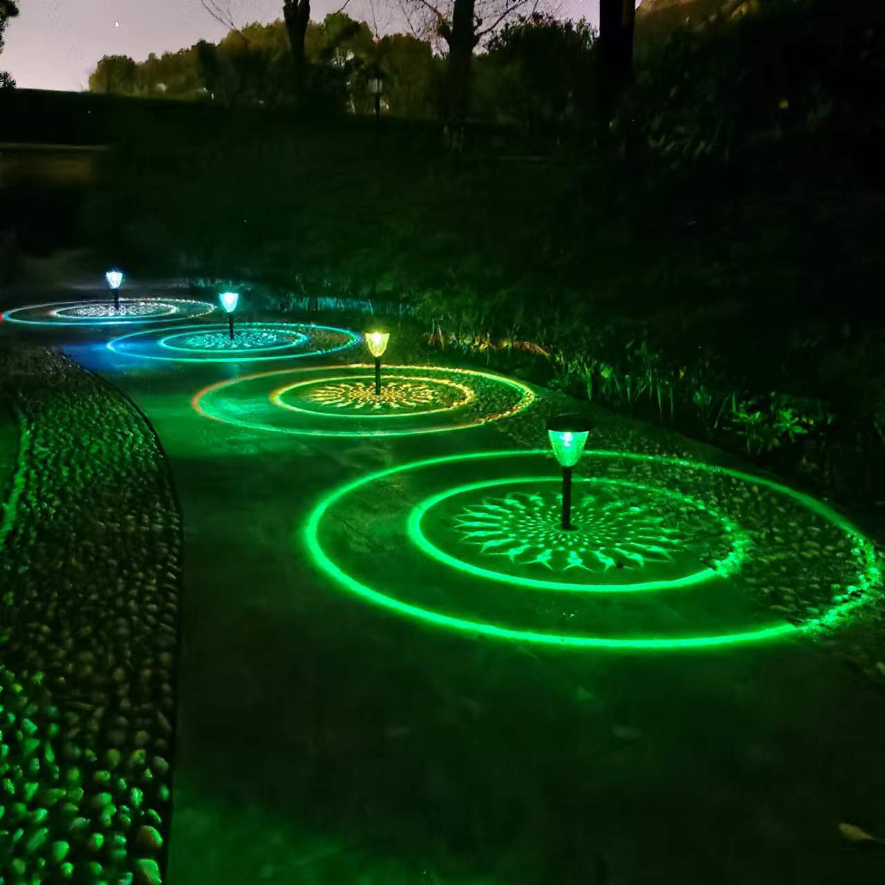 Solar Lawn Light – IP55 Waterproof Courtyard Garden Lamp