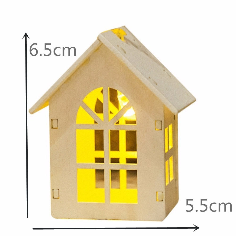 Nordic Small House Wooden LED Lighting Chain – Warm White, Battery/USB
