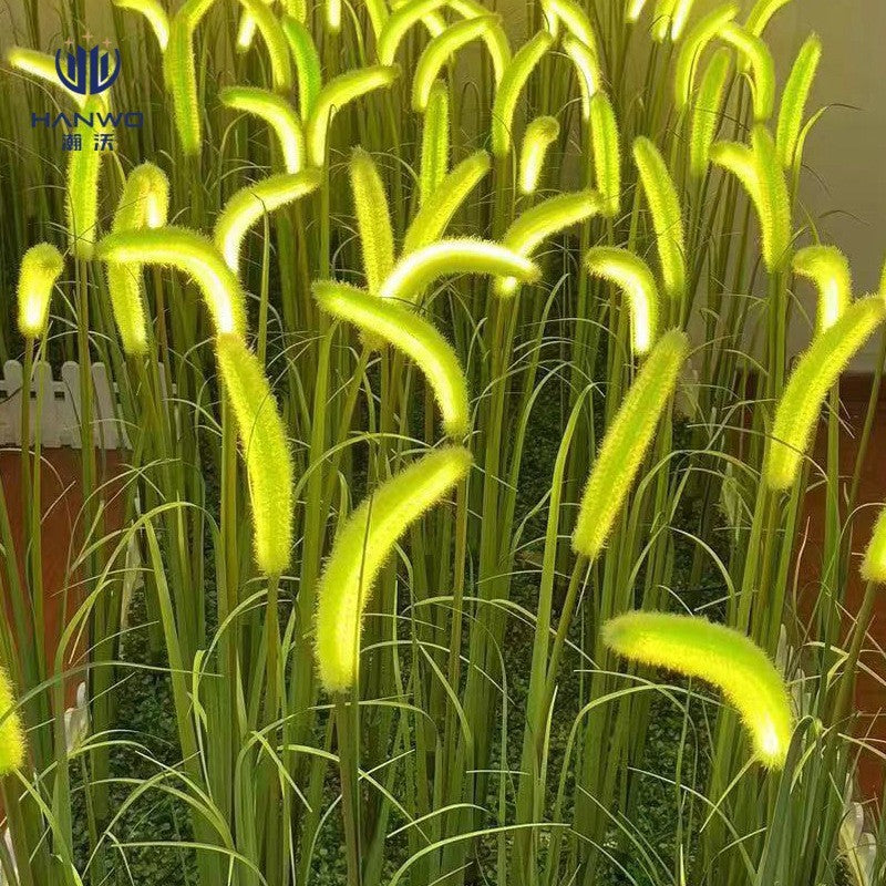 Outdoor Solar Dogtail Grass Lamp – Simulation LED Lawn Decoration