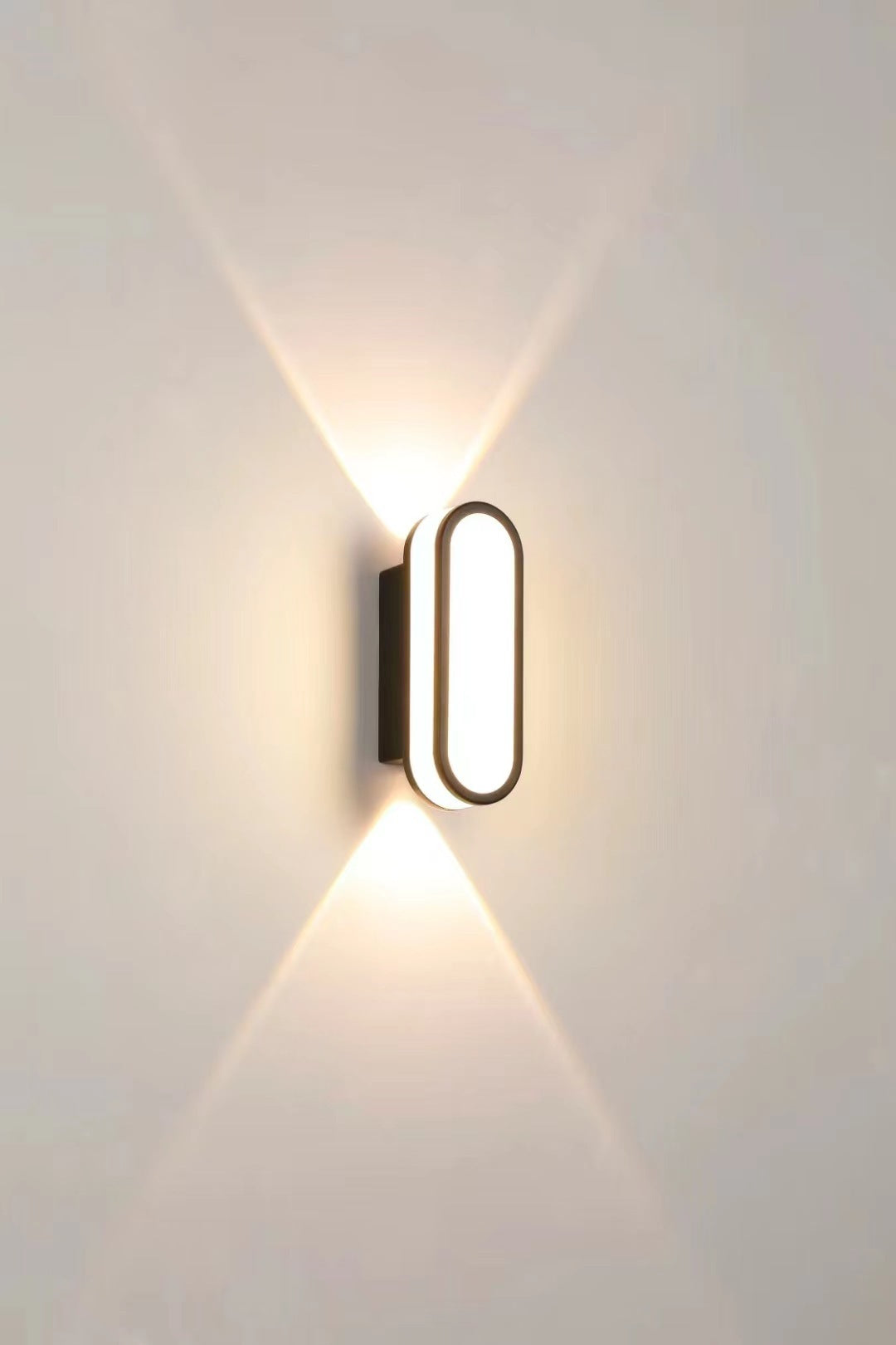 Outdoor Courtyard Wall Lamp – Warm Yellow IP65 Garden Light