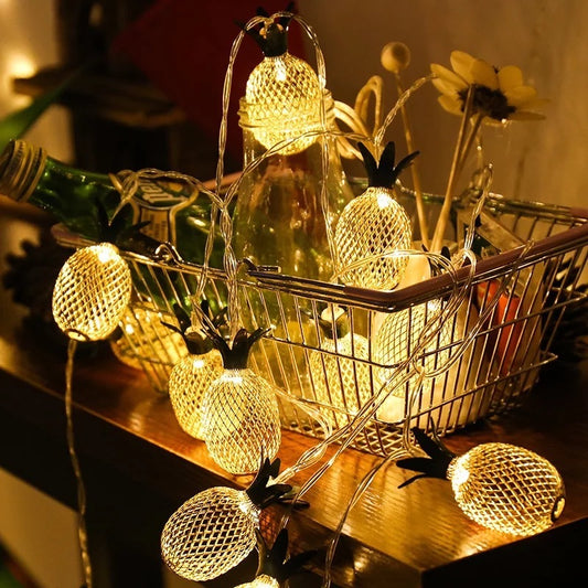 Modern Iron Pineapple LED Light String – Warm White, Battery Operated